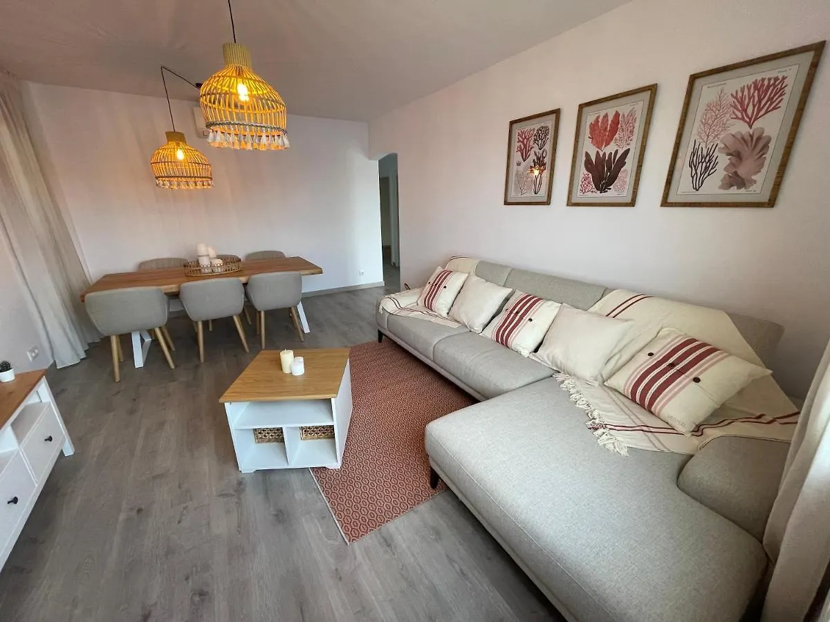 Arena, Exquisito Apartamento Con Aire Acondicionado En La Playa Sant Feliu de Guixols 0*,  Spain