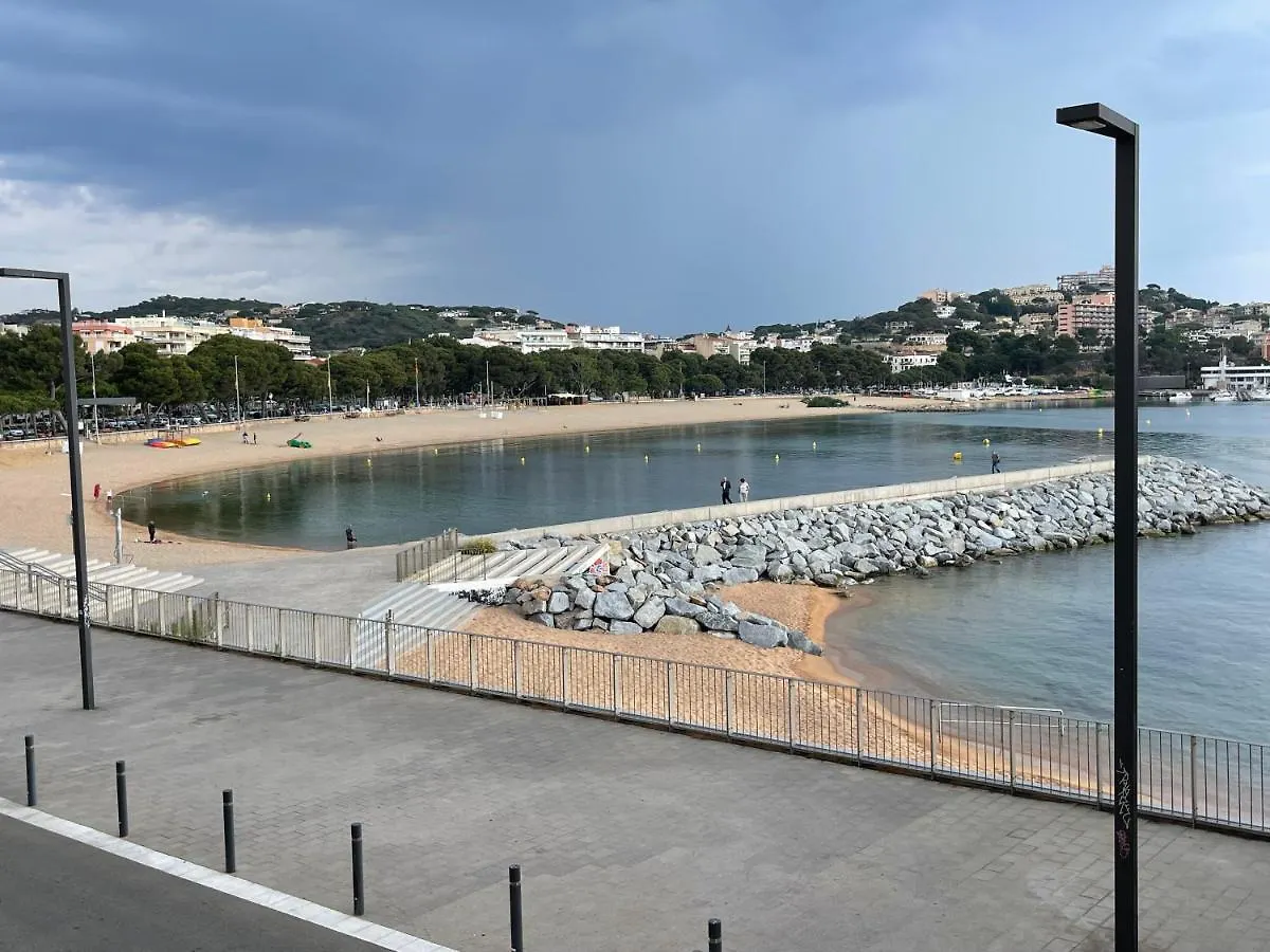 Arena, Exquisito Apartamento Con Aire Acondicionado En La Playa Sant Feliu de Guixols